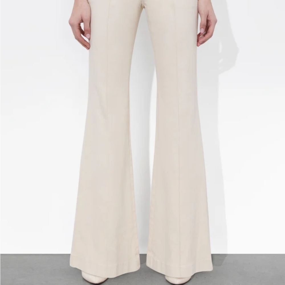 Alice + Olivia  The Trouser Jean * New* Size 29  Flared Jean. - Picture 2 of 10